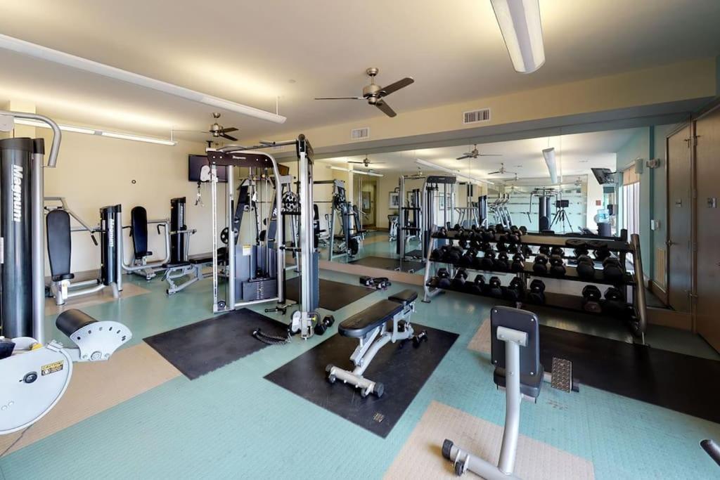 Resort-style Pool, Gym/garage, 1br, Medical Center Apartamento