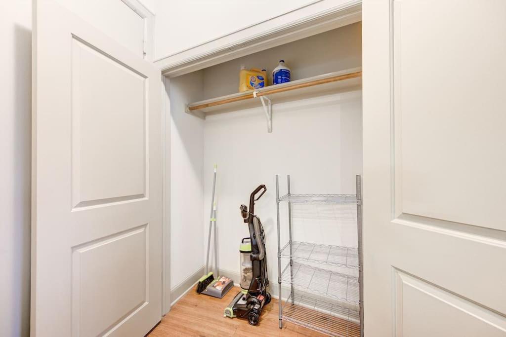 Resort-style Pool, Gym/garage, 1br, Medical Center Apartamento